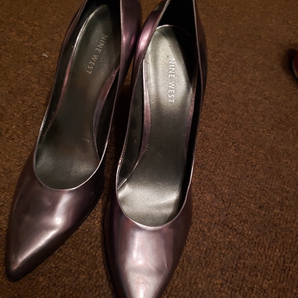 Pumps - Picture 1 of 1